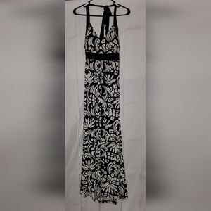 Apt. 9 Black and White halter maxi Size L
